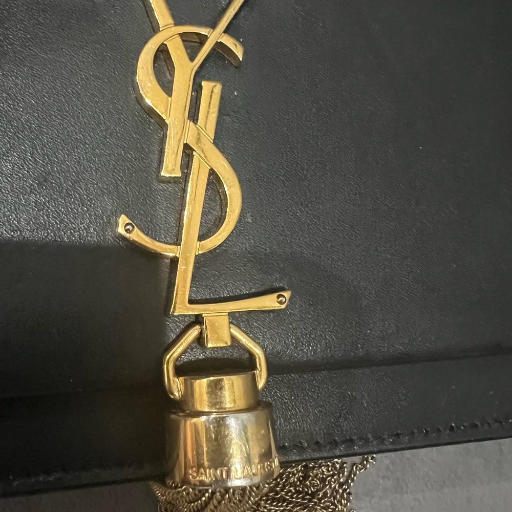 Yves Saint Laurent Kate Monogram Tassel crossbody bag - Picture 4 of 16